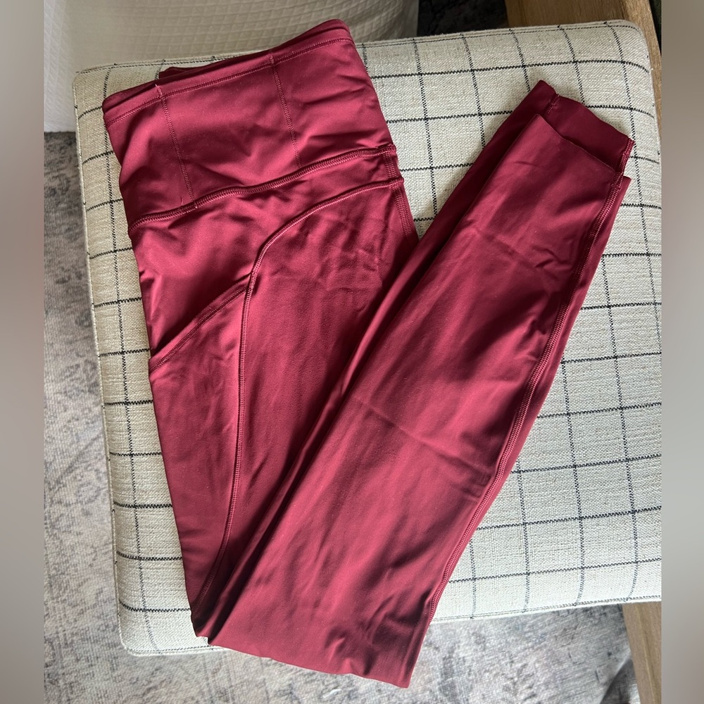 SOLD ♥️Lululemon fast and free size 8